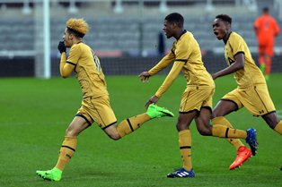 Bennetts Scores, Eyoma Goes 90 As Spurs Set Up Meeting With Chelsea In FAYC