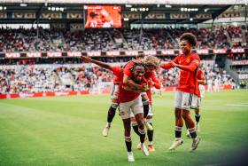 Shoretire shows glimpses of his quality, Oyedele benched as Man Utd secure win v Leeds