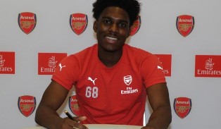 Talented Nigerian Teen Aaron Eyoma Resumes Training At Arsenal