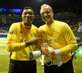 Former Fulham GK Debuts For Nigeria, Replaces Injured Rufai At 'Legends World Cup'
