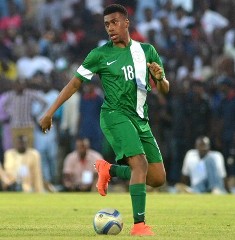 Alex Iwobi To Wear Arsenal Number 17 Jersey Vacated By Alexis