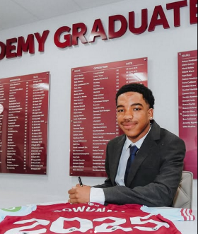 Confirmed: Versatile Nigerian attacker signs new deal with West Ham ahead of next season 