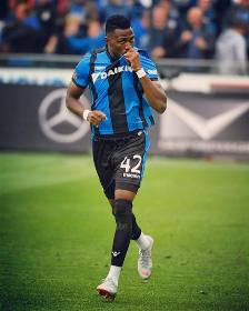 UCL Wrap: Club Brugge's Dennis Catches Eye; Porto's Awaziem, Lokomotiv Moscow's Idowu Benched; Liverpool's Solanke, Galatasaray's Henry Not In 18