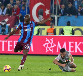 Nwakaeme Involved In Three Goals As Trabzonspor Lose Seven-Goal Thriller 