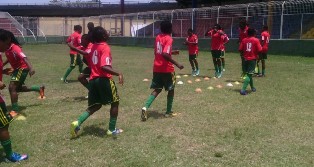 Leaders Bayelsa Queens Cruise To Comfortable Victory