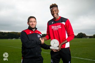 Chelsea Talent Abraham Follows In The Footsteps Of Victor Moses, Odubajo, Named EFL Young Player Of The Month