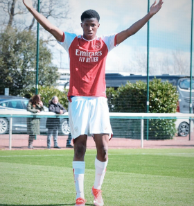 Bayern Munich interested in signing Arsenal's history-making teenage striker of Nigerian descentÂ 