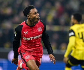 Bayer Leverkusen coach provides fitness update on Nathan Tella before Gladbach clash