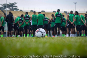 2021 AFCONQ vs Benin : Versatile Fulham defender Aina vows to make Super Eagles fans happy 