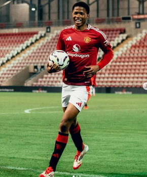 FA Youth Cup: Obi-Martin fires hat-trick as Manchester United hit five past Chelsea 