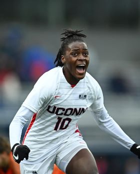 Meet Chioma Okafor: University of Connecticut's Malawian-born forward eligible to represent Nigeria