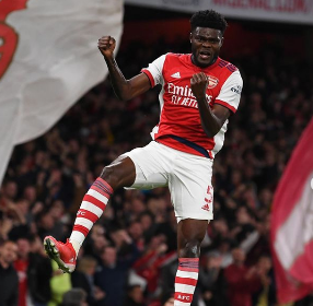 'Well deserved' -  Former Nigeria striker lauds Ghana star Partey after first EPL goal for Arsenal 