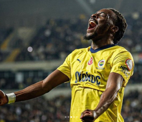 Osayi-Samuel fuels transfer talk as Fenerbahce RB watches Crystal Palace v Arsenal from the stands