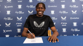 Confirmed: Nigerian centre forward signs scholarship deal with Preston North End 