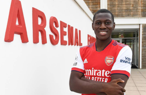 Academy stars Ogungbo and Azeez involved in Arsenal last workout before Southampton 