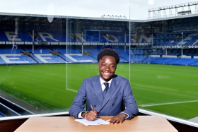 Official: Nigerian midfielder joins Everton on scholarship deal after spending 10 years at Arsenal