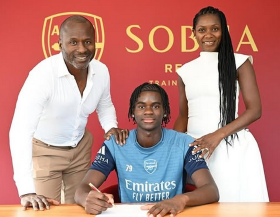 Official: Outfielder-turned-GK signs new Arsenal contract; eligible for Nigeria, Ghana, England