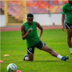 'Remembered by everyone for his speed and goals' - Okocha lauds 'African ambassador' Musa 