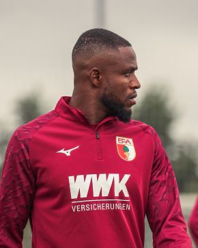 Onyeka bags assist, third fastest player on Bundesliga debut for Augsburg against St. Pauli