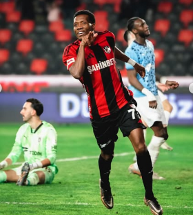 Nigerian exports: Okereke lighting up the Super Lig; Akpom and Strasbourg's Emegha back in business 