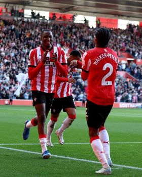 Aribo scores first goal in 182 days as Southampton throw away two-goal lead to lose to Leicester