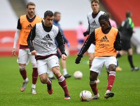  Akinola Rubs Shoulders With Sokratis, Chambers As Arsenal U23s Register Back-to-back Wins