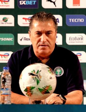  'Not in our heads' - Peseiro plays down suggestions Super Eagles are favourites to beat Bafana Bafana 