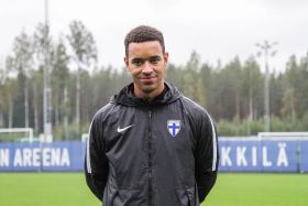 Meet Akan Okomoh: The Finnish-Nigerian tactician coaching Finland's U17 women's team