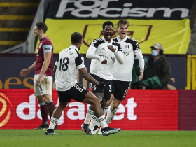  Aina Scrambles In Corner Kick Taken By Lookman As Fulham Play Yet Another Draw