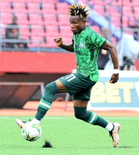 Chukwueze, Nwabili report for Super Eagles duty; Uzoho, Osimhen, Ekong, 3 others keep Peseiro waiting