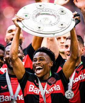 'He did well' - Bayer Leverkusen defender assesses the performance of Tella in centre forward role 