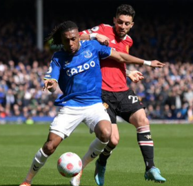 Impressive Iwobi involved in build-up to Everton's winner against Manchester United 