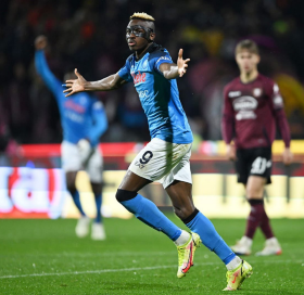 Tension brewing between Osimhen's camp and Napoli chief over comments on striker's valuation 