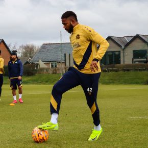 'Has an eye for goal' - Ex-Spurs GK praises Dennis for first half display in Blackburn's defeat to Wolves