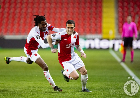  Olayinka bags assist but goes off injured as Slavia Prague and Aribo's Rangers play out draw