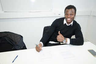 Official : FC Lausanne-Sport Add Free Kick Expert Taye Taiwo To Roster
