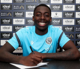 Glasgow-born Nigerian striker who spent a decade at Celtic extends West Brom stay