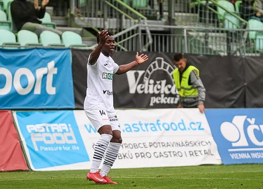 'I talked to my mum' - Karvina forward Ayaosi dedicates hat-trick to his family in Nigeria