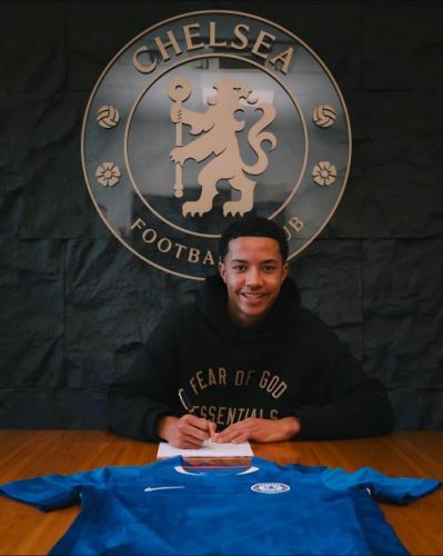 Confirmed: Chelsea sign Nigeria-eligible defender from Sheffield Wednesday