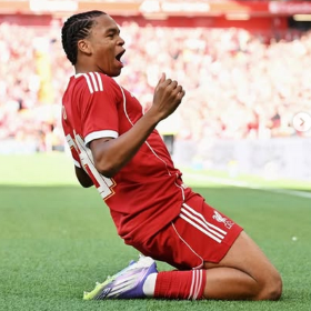 'Different from Rio' â€“ Arne Slot compares Ekitike and Ngumoha's roles on the wing