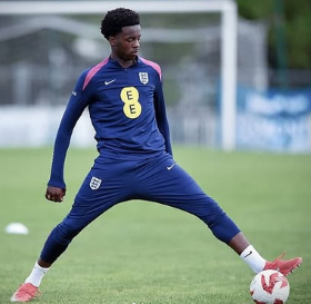 England make early move to keep Everton and Newcastle midfielders away from Super Eagles