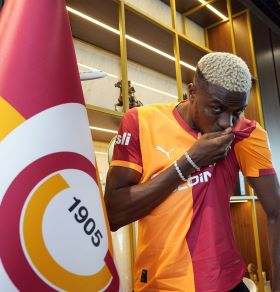 Super Lig's costliest signing ever: Osimhen completes Galatasaray move, to earn â‚¦37b per season