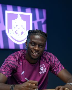 Chelsea coach Maresca reveals how he found about Ugochukwu's transfer to Burnley 