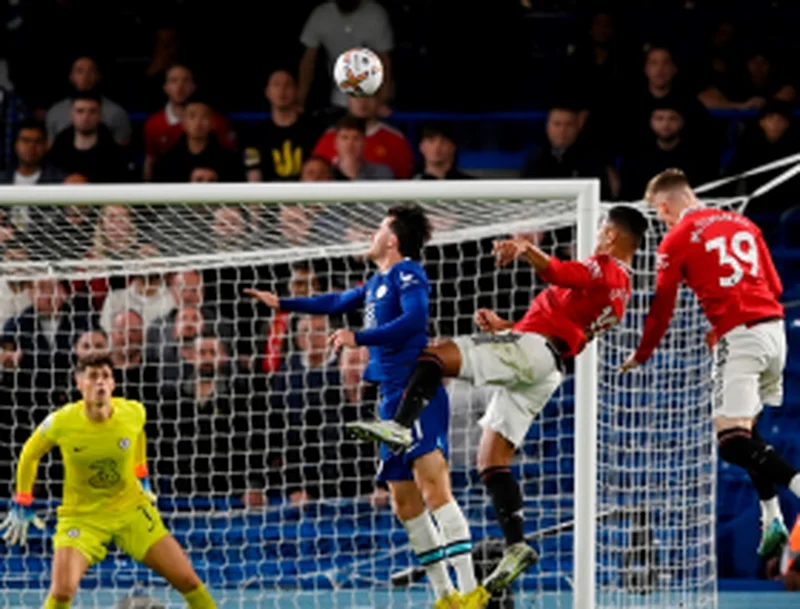Chukwuemeka makes cameo asÂ Casemiro's looping header denies Chelsea win v Man Utd