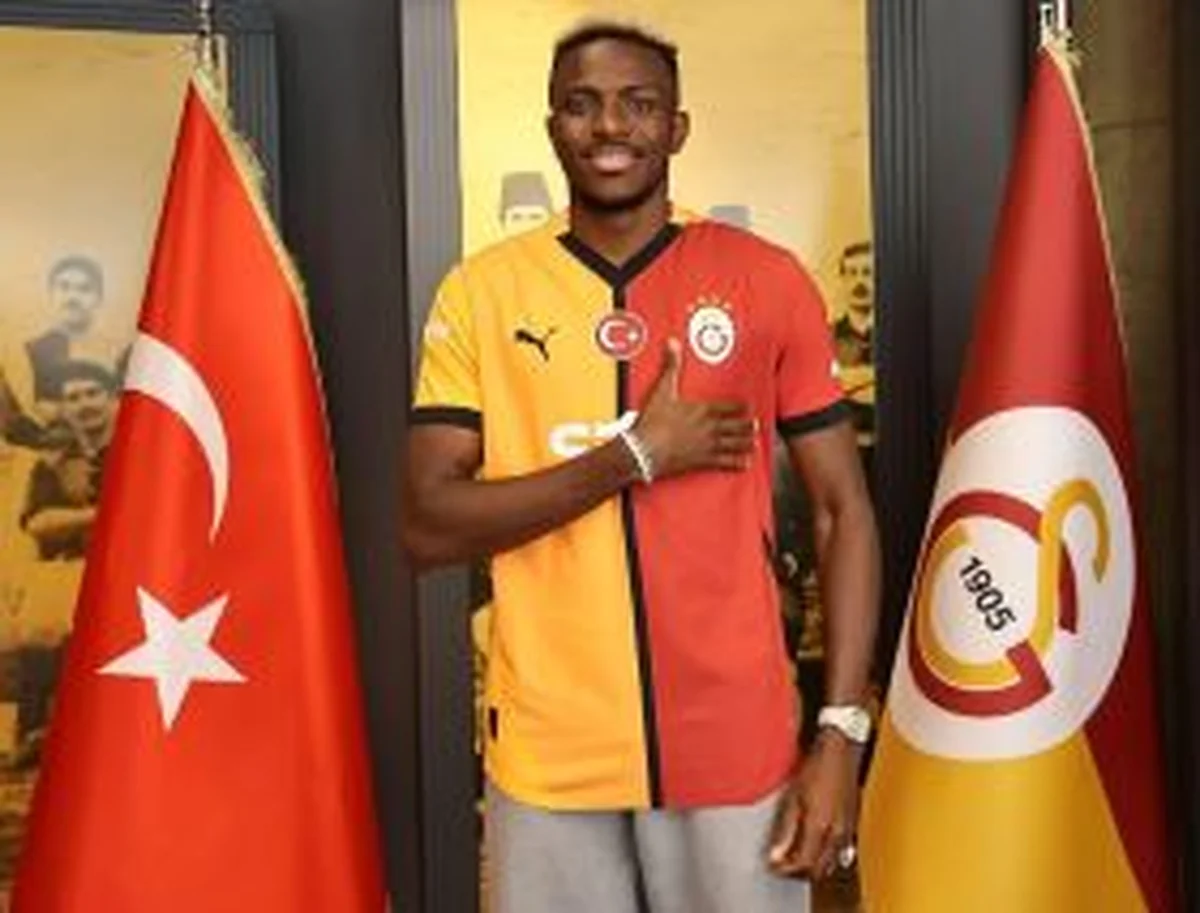 Official: After failed deadline move to Chelsea,Â Galatasaray loan inÂ OsimhenÂ from Napoli