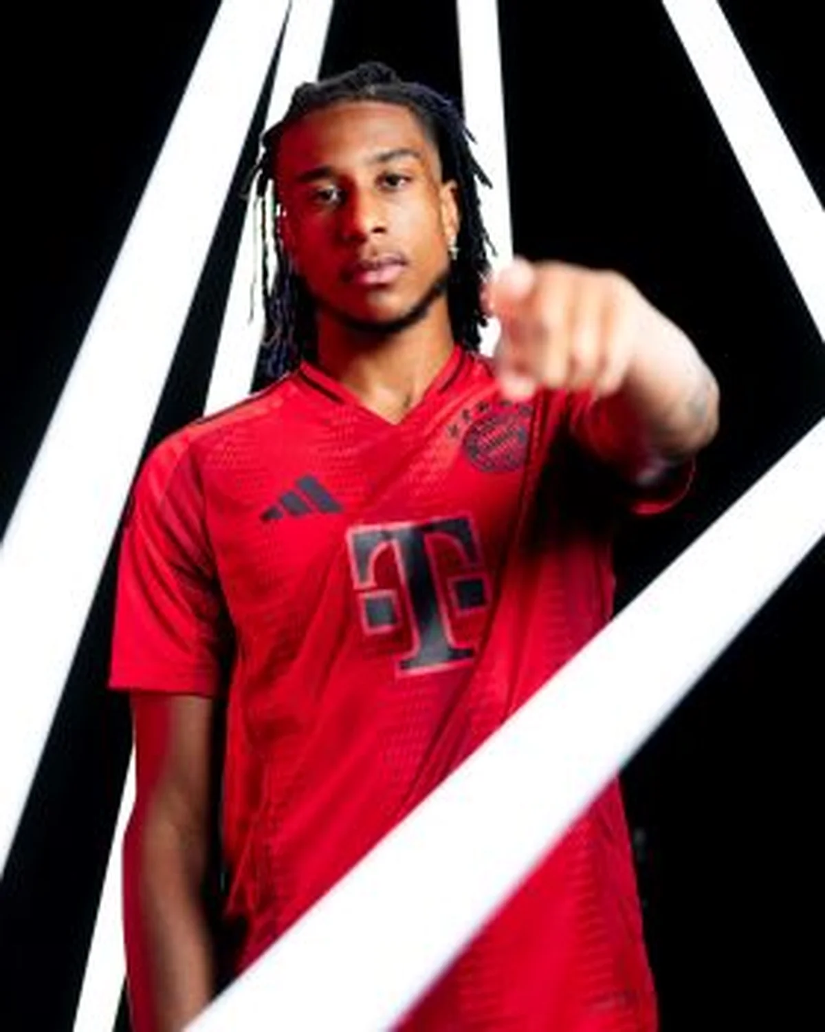 Done deal: Bayern Munich sign ex-Super Eagles invitee who spent his formative years at Arsenal, ChelseaÂ 