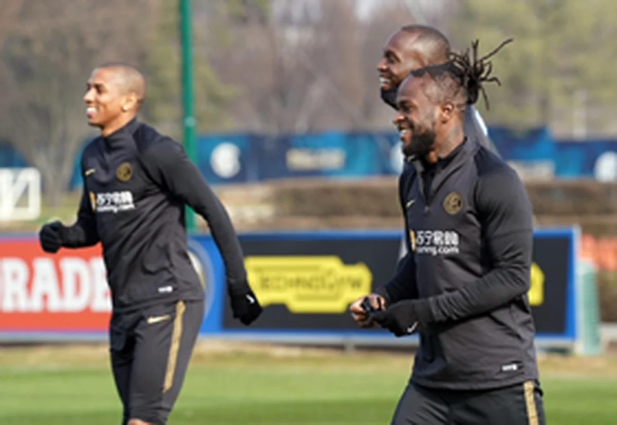 'They Are Both Suitable For Inter Milan' - Former Chelsea Captain Hails Signing Of Victor Moses, Young