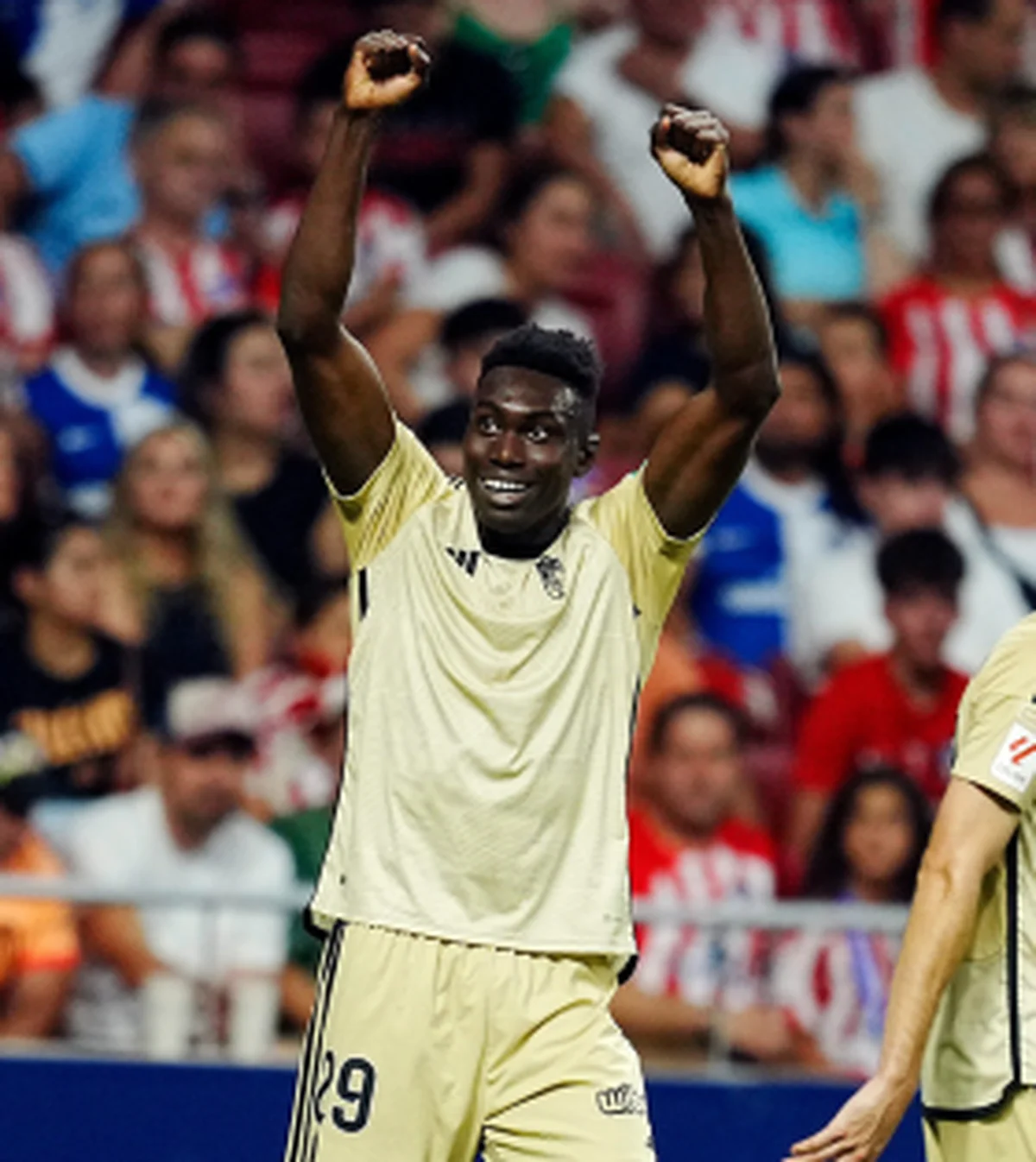 Atletico de Madrid beat Man Utd, Man City and Wolves to sign Nigerian strikerÂ 