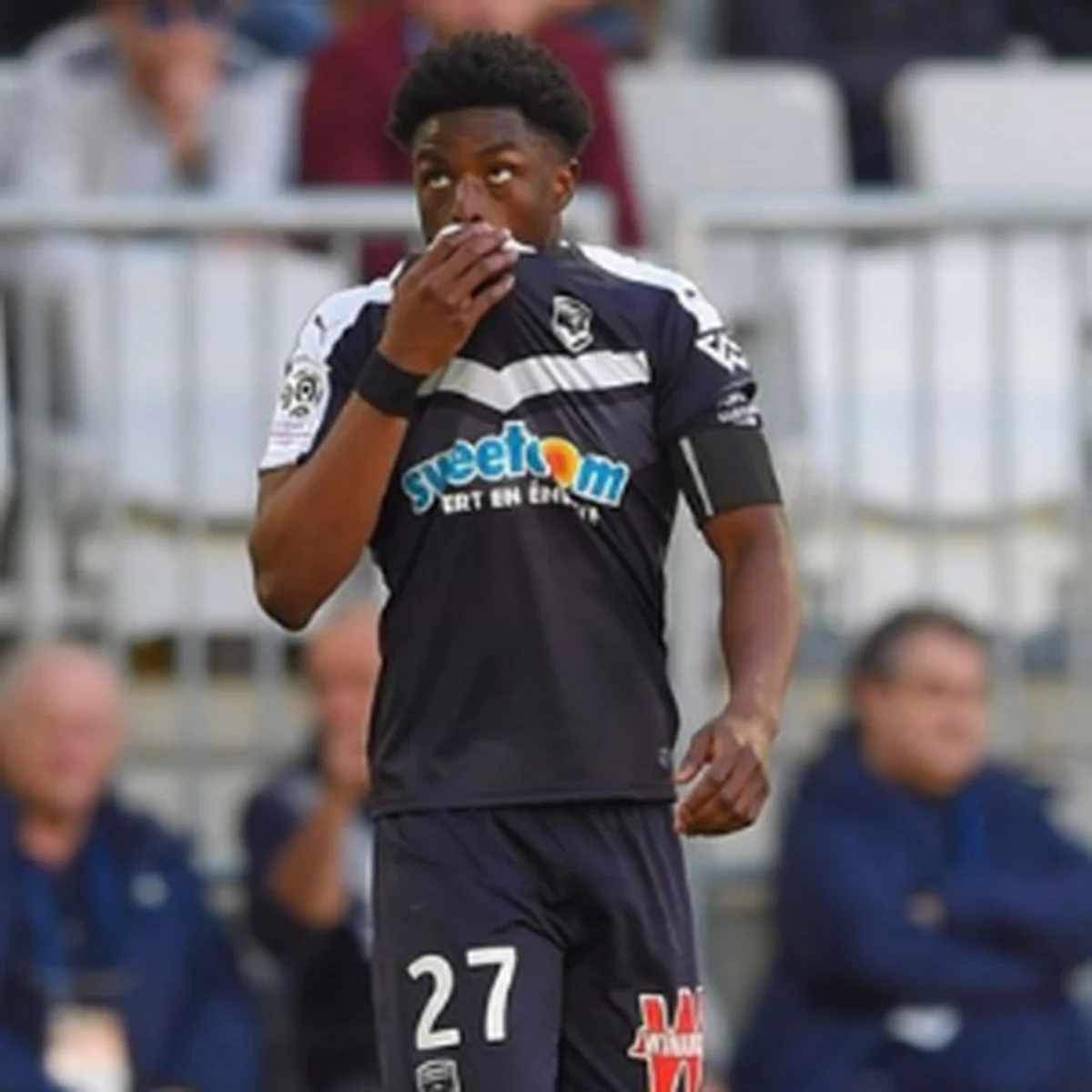  West Ham, Glasgow Rangers Battling To Sign Bordeaux's Super Eagles Striker 