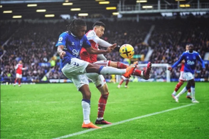 Ex-Premier League star reveals how Iwobi contributed to nullifying Saka, MartinelliÂ threat
